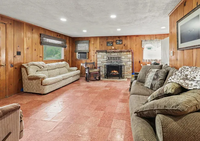 Photo 4 of Single family home for sale at 13484 W Mcbride Rd, Coral, MI 49322 | MLS# 65026035492 | Listing updated on 2026-10-04