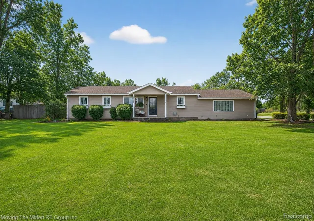 Photo 1 of Single family home for sale at 48188 Harris Rd, Belleville, MI 48111 | MLS# 20261053297 | Listing updated on 2026-09-12