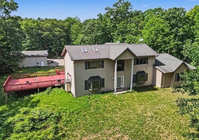 5th image of 3071 W White Lake Dr, Whitehall, MI 49461 | MLS# 71026035495