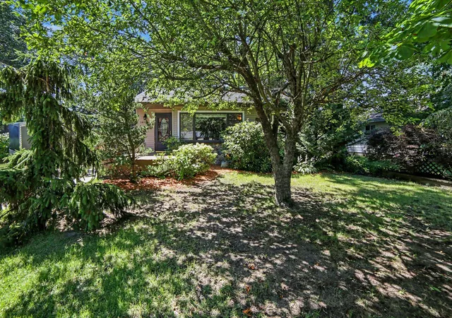 3rd image of 1615 Havenga St, Muskegon, MI 49445 | MLS# 65026035499