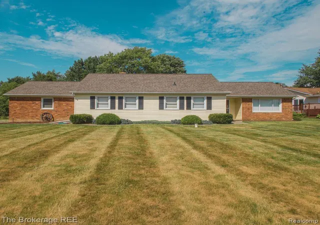 1st image of 1382 Peachwood Dr, Flint, MI 48507 | MLS# 20261053326