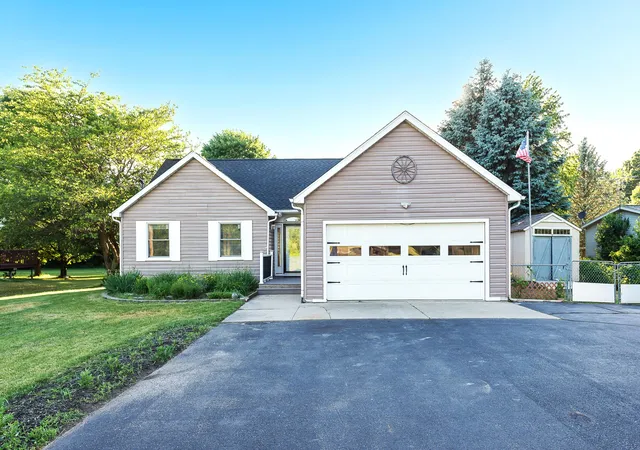 Photo 1 of Single family home for sale at 8280 Clear Lake Rd, Grass Lake, MI 49240 | MLS# 81026035506 | Listing updated on 2026-09-14