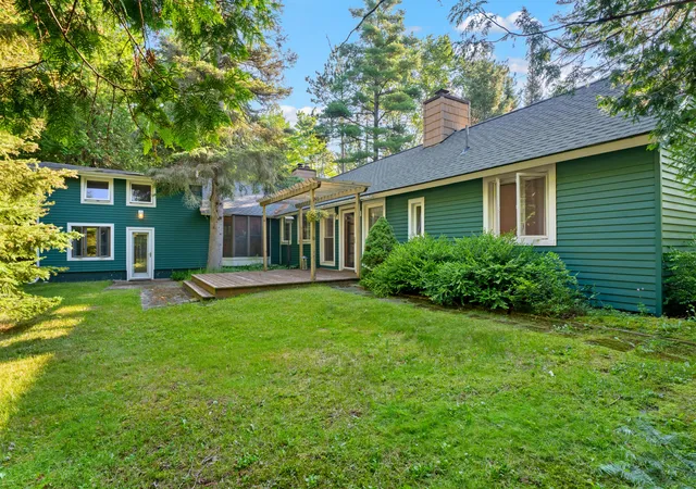 Photo 3 of Single family home for sale at 1384 N Lake Huron Shore Dr, Harrisville, MI 48740 | MLS# 81026035508 | Listing updated on 2026-08-26