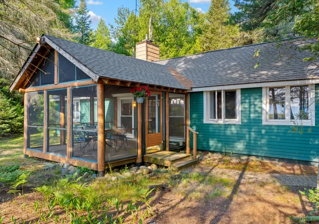 Photo 3 of Single family home for sale at 1384 N Lake Huron Shore Dr, Harrisville, MI 48740 | MLS# 81026035508 | Listing updated on 2026-08-26