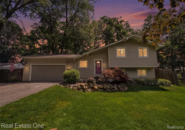 1st image of 2975 West St, Milford, MI 48380 | MLS# 20261053330