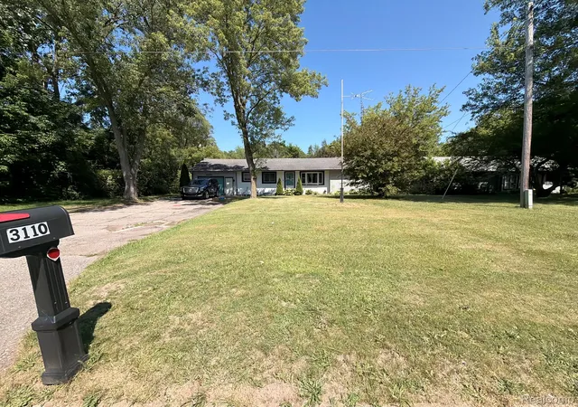 Photo 1 of Single family home for sale at 3110 N Jennings Rd, Flint, MI 48504 | MLS# 20261053333 | Listing updated on 2026-07-19