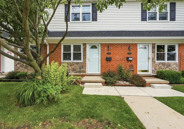 Photo 1 of Condo for sale at 45197 Kensington St, Utica, MI 48317 | MLS# 81026035536 | Listing updated on 2026-09-16