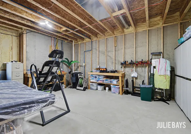 35th image of 7955 Whistle Creek Ct Sw, Byron Center, MI 49315 | MLS# 65026035545