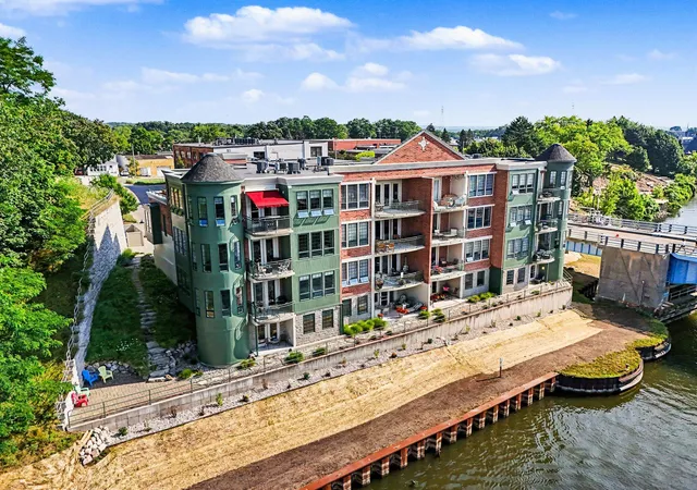 Condo for sale at 80 Washington St #7, Manistee, MI 49660 | MLS# 67026035549