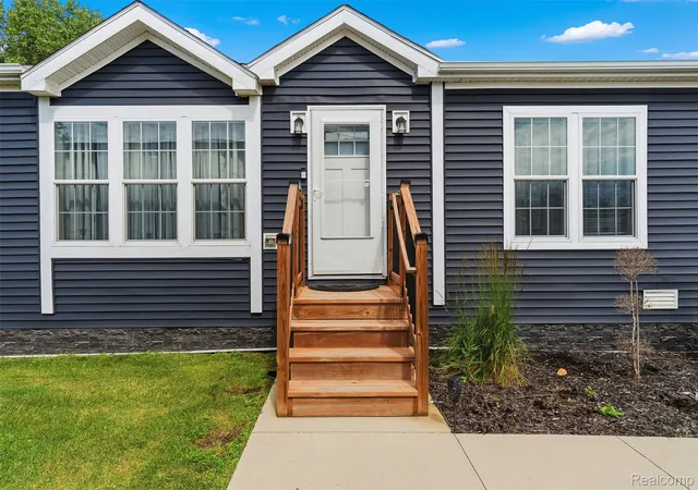 Photo 2 of Single family home for sale at 6450 Prince Blvd, Tyrone Township Livingston, MI 48430 | MLS# 20261053434 | Listing updated on 2026-07-30