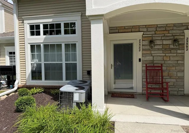 Photo 3 of Condo for sale at 25588 Sun Sail Ct, Harrison Township, MI 48045 | MLS# 20261053449 | Listing updated on 2026-08-20
