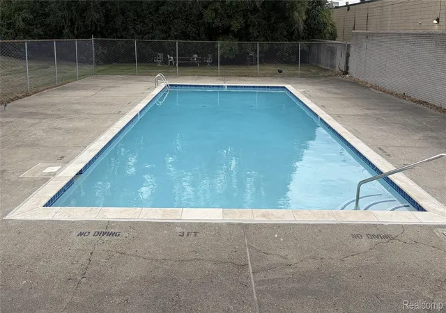 Photo 12 of Condo for sale at 30445 W 14 Mile Rd #71, Farmington Hills, MI 48334 | MLS# 20261053458 | Listing updated on 2026-08-27