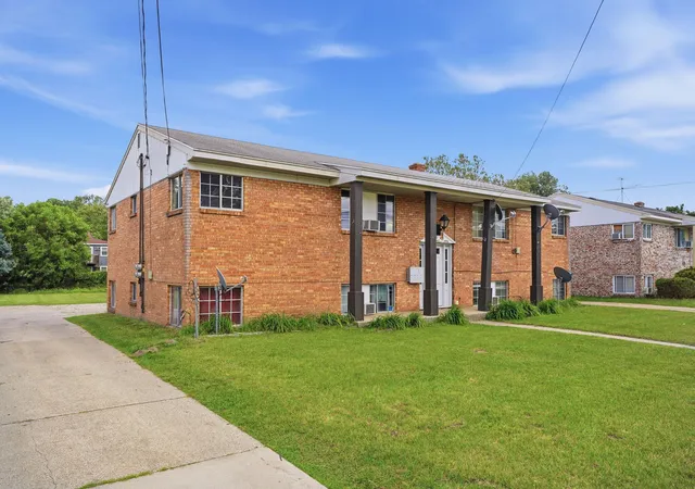 1st image of 2916 Taft Ave Sw, Wyoming, MI 49519 | MLS# 65026035567