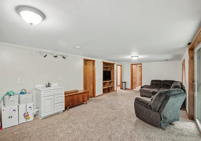 Photo 3 of Single family home for sale at 1646 Boy Scout Rd, Caro, MI 48723 | MLS# 20261053461 | Listing updated on 2026-07-27