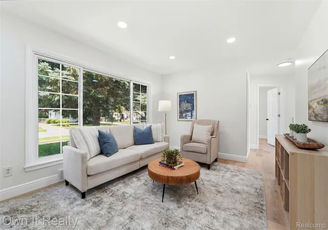 Photo 3 of Single family home for sale at 32203 Glen St, Westland, MI 48186 | MLS# 20261053469 | Listing updated on 2026-07-27