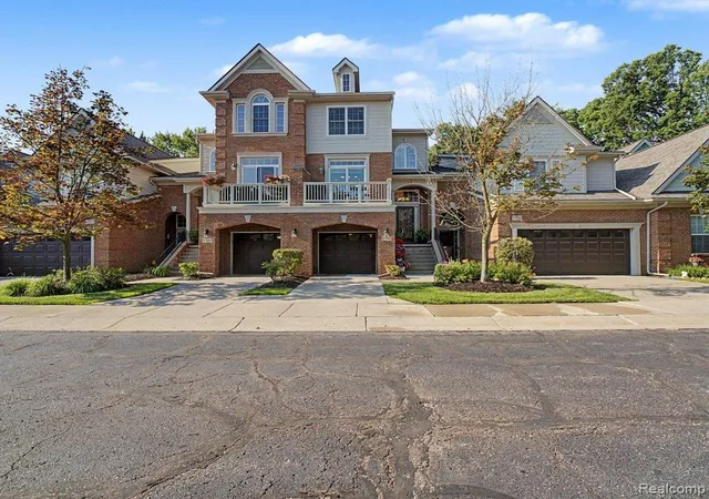 1st image of 37561 Newburgh Park Cir, Livonia, MI 48152 | MLS# 20261053478