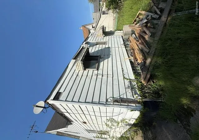 Photo 4 of Single family home for sale at 33-35 Bell St, Ecorse, MI 48229 | MLS# 20261053492 | Listing updated on 2026-10-08