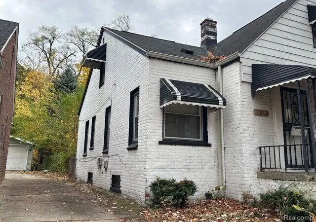 Photo 2 of Single family home for sale at 15860 Cruse St, Detroit, MI 48227 | MLS# 20261053522 | Listing updated on 2026-07-24