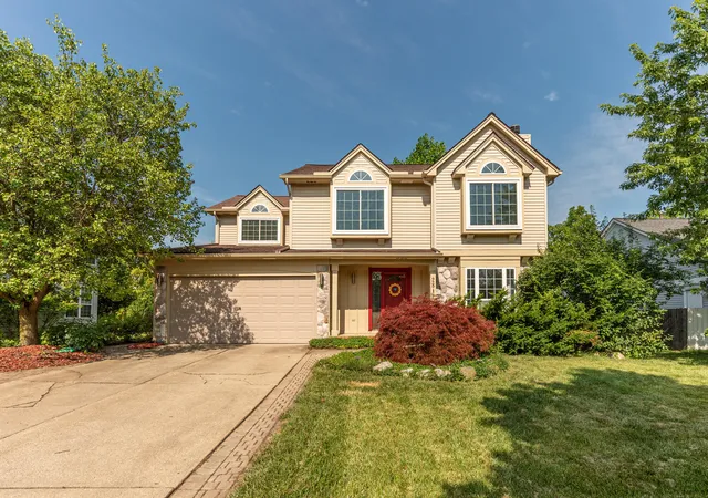 Photo 1 of Single family home for sale at 2812 Aspen Ridge Dr, Ann Arbor, MI 48103 | MLS# 81026035585 | Listing updated on 2026-10-02
