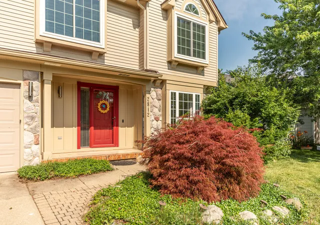 Photo 3 of Single family home for sale at 2812 Aspen Ridge Dr, Ann Arbor, MI 48103 | MLS# 81026035585 | Listing updated on 2026-10-02