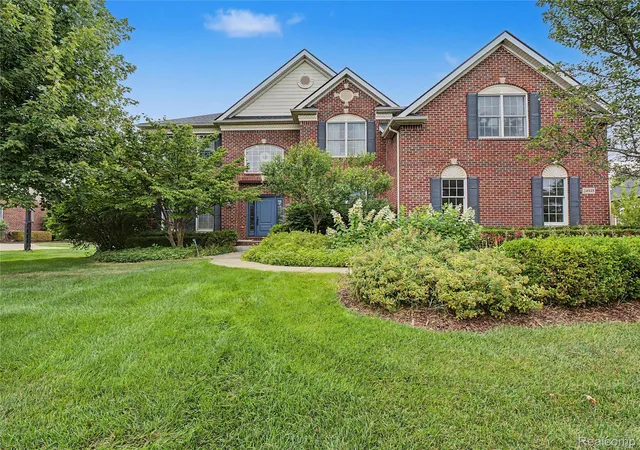 Photo 3 of Single family home for sale at 24948 Hadlock Dr, Novi, MI 48374 | MLS# 20261053544 | Listing updated on 2026-09-23