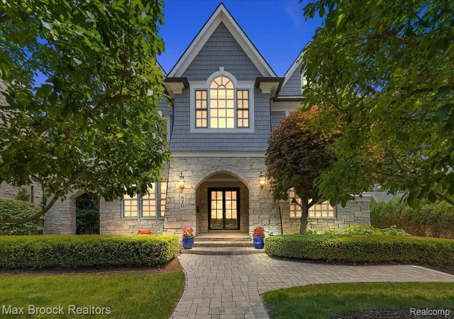 62nd image of 620 Lakeside Dr, Birmingham, MI 48009 | MLS# 20261053546