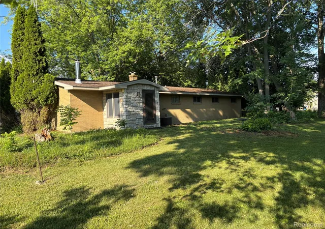 3rd image of 709 E Michigan Ave E, Au Gres, MI 48703 | MLS# 20261053550
