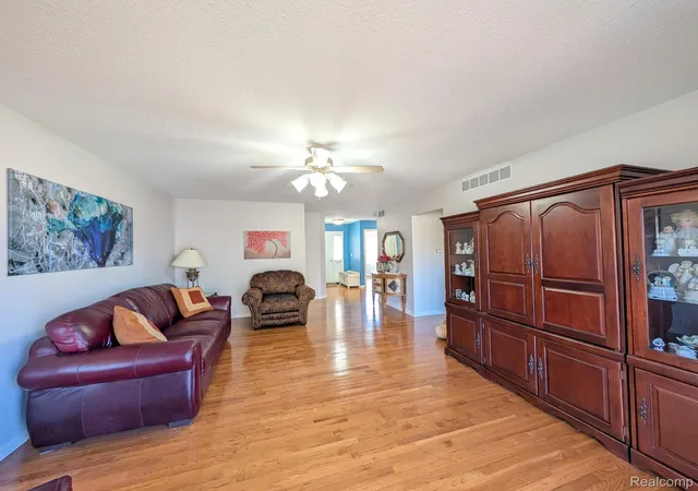 Photo 4 of Condo for sale at 3178 Amsterdam Dr, Clio, MI 48420 | MLS# 20261053557 | Listing updated on 2026-09-14
