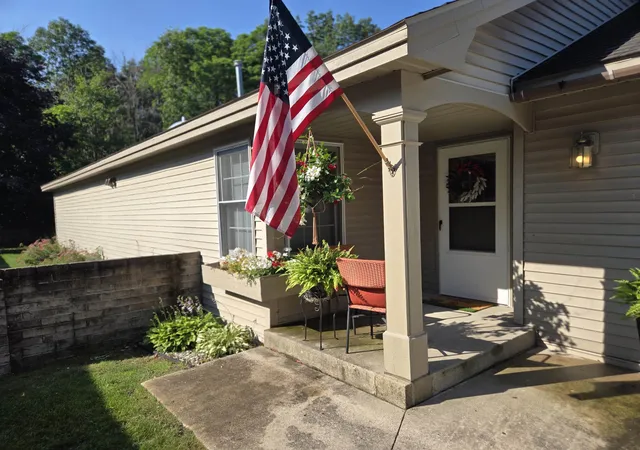 Photo 2 of Condo for sale at 1178 Hemingway Ln, Traverse City, MI 49686 | MLS# 78080070984 | Listing updated on 2026-07-30
