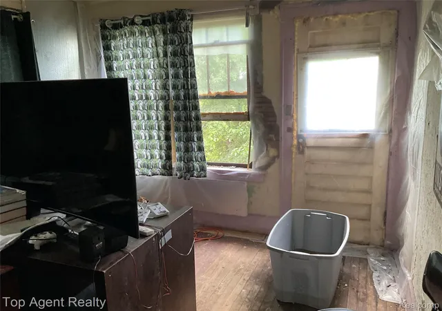 Photo 20 of Multi family home for sale at 18063 Pelkey St, Detroit, MI 48205 | MLS# 20261053571 | Listing updated on 2026-09-23