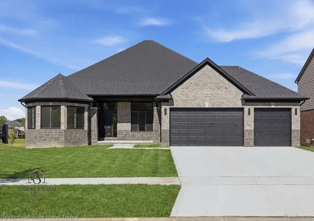 Photo 3 of Single family home for sale at 50540 Mistwood Dr, Macomb, MI 48042 | MLS# 20261053575 | Listing updated on 2026-07-14