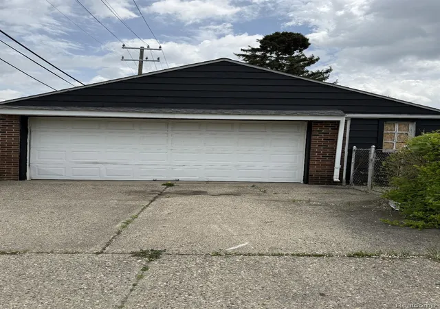 Photo 16 of Single family home for sale at 13801 Fordham St, Detroit, MI 48205 | MLS# 20261053577 | Listing updated on 2026-07-14