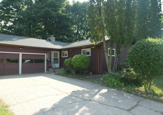 2nd image of 3265 N Concourse Dr, Mount Pleasant, MI 48858 | MLS# 79080070990