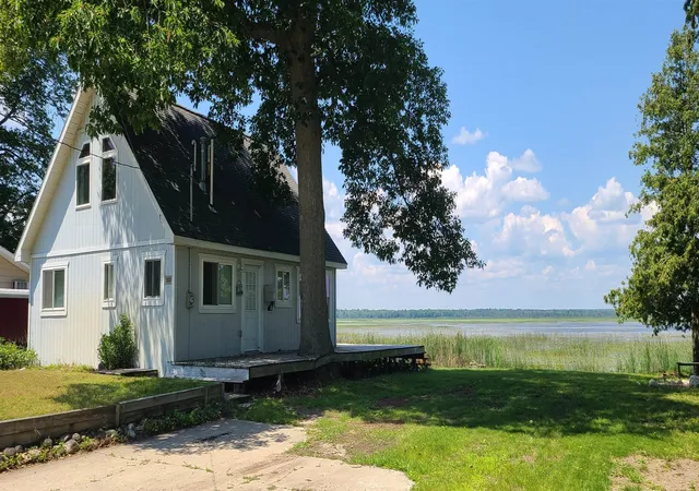 Photo 2 of Single family home for sale at 1035 Cranberry Pike, East Tawas, MI 48730 | MLS# 77080070993 | Listing updated on 2026-09-08