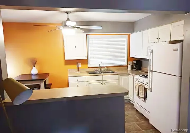Photo 1 of Sale Pending at 16521 Salem St, Detroit, MI 48219 | MLS# 20261053639 | Listing updated on 2026-08-06