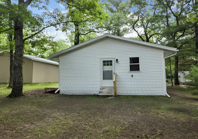 Photo 1 of Single family home for sale at 9071 S Crabapple Rd, Baldwin, MI 49304 | MLS# 72026035616 | Listing updated on 2026-09-11