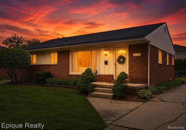 Photo 1 of Single family home for sale at 1114 W 13 Mile Rd, Royal Oak, MI 48073 | MLS# 20261053666 | Listing updated on 2026-09-15