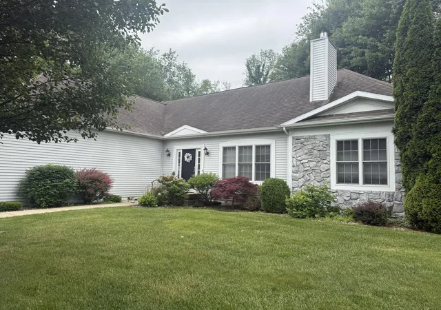 Photo 3 of Single family home for sale at 578 Wittenberg Path, Saint Joseph, MI 49085 | MLS# 69026035634 | Listing updated on 2026-09-17