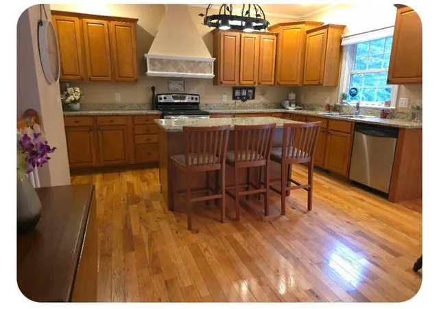 Photo 4 of Single family home for sale at 578 Wittenberg Path, Saint Joseph, MI 49085 | MLS# 69026035634 | Listing updated on 2026-09-17