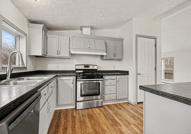 Photo 4 of Single family home for sale at 413 Creamery Rd, Union City, MI 49094 | MLS# 64026035635 | Listing updated on 2026-09-09