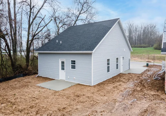 Photo 1 of Single family home for sale at 103 Lester Ave, Dowagiac, MI 49047 | MLS# 66026035630 | Listing updated on 2026-08-31