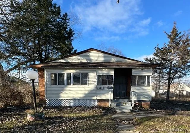 Single family home for sale at 15509 Rosa Parks Blvd, Detroit, MI 48238 | MLS# 20261053694