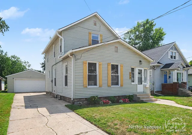 1st image of 234 Knapp St Ne, Grand Rapids, MI 49505 | MLS# 65026035644