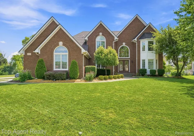 1st image of 42316 Locklin Dr, Sterling Heights, MI 48314 | MLS# 20261053696