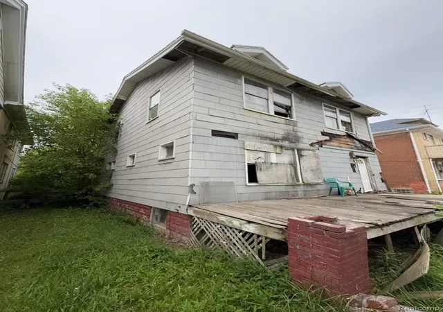Photo 3 of Single family home for sale at 12725 Northlawn St, Detroit, MI 48238 | MLS# 20261053704 | Listing updated on 2026-09-09