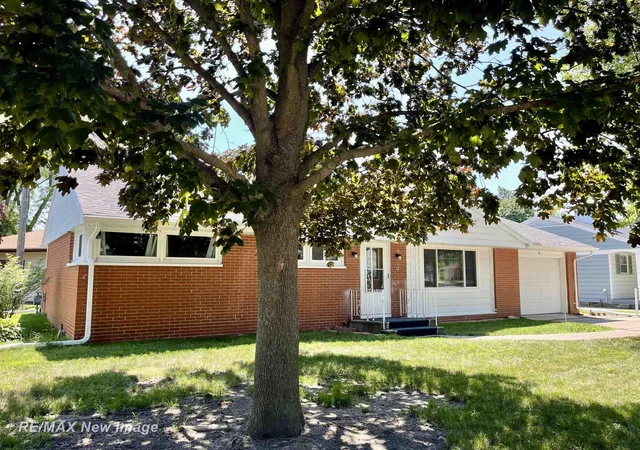 Photo 1 of Sale Pending at 12 Ruggles Rd, Saginaw, MI 48602 | MLS# 61050214686 | Listing updated on 2026-07-24