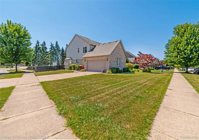 Photo 4 of Single family home for sale at 17576 Canvasback Dr, Macomb, MI 48044 | MLS# 20261053724 | Listing updated on 2026-08-31