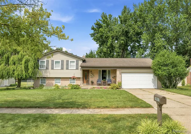 1st image of 19415 Bainbridge Ave, Livonia, MI 48152 | MLS# 20261053730