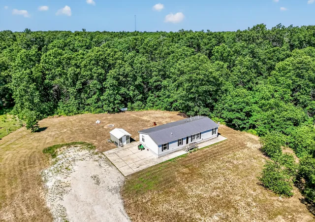 Photo 2 of Single family home for sale at 11703 Nichols Rd, Holton, MI 49425 | MLS# 71026035660 | Listing updated on 2026-08-24
