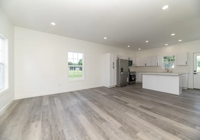 Photo 3 of Single family home for sale at 100 N Mill St, Dowagiac, MI 49047 | MLS# 66026035655 | Listing updated on 2026-08-31